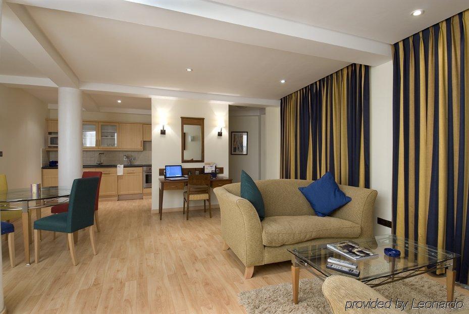 The Caleta Hotel Self-Catering Apartments Gibraltar Room photo