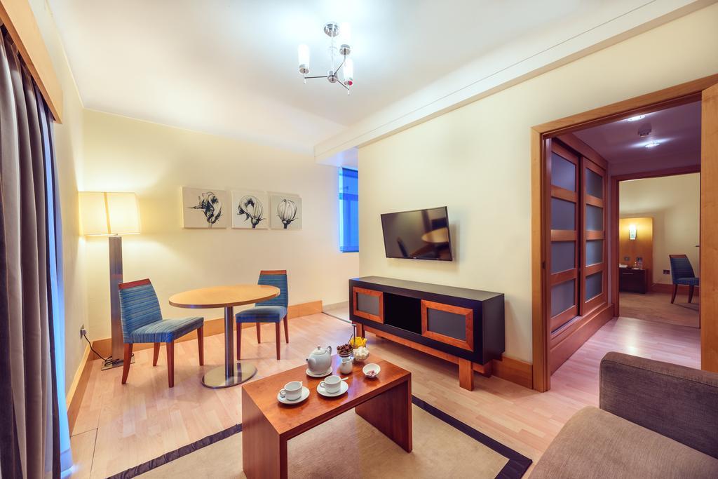 The Caleta Hotel Self-Catering Apartments Gibraltar Exterior photo