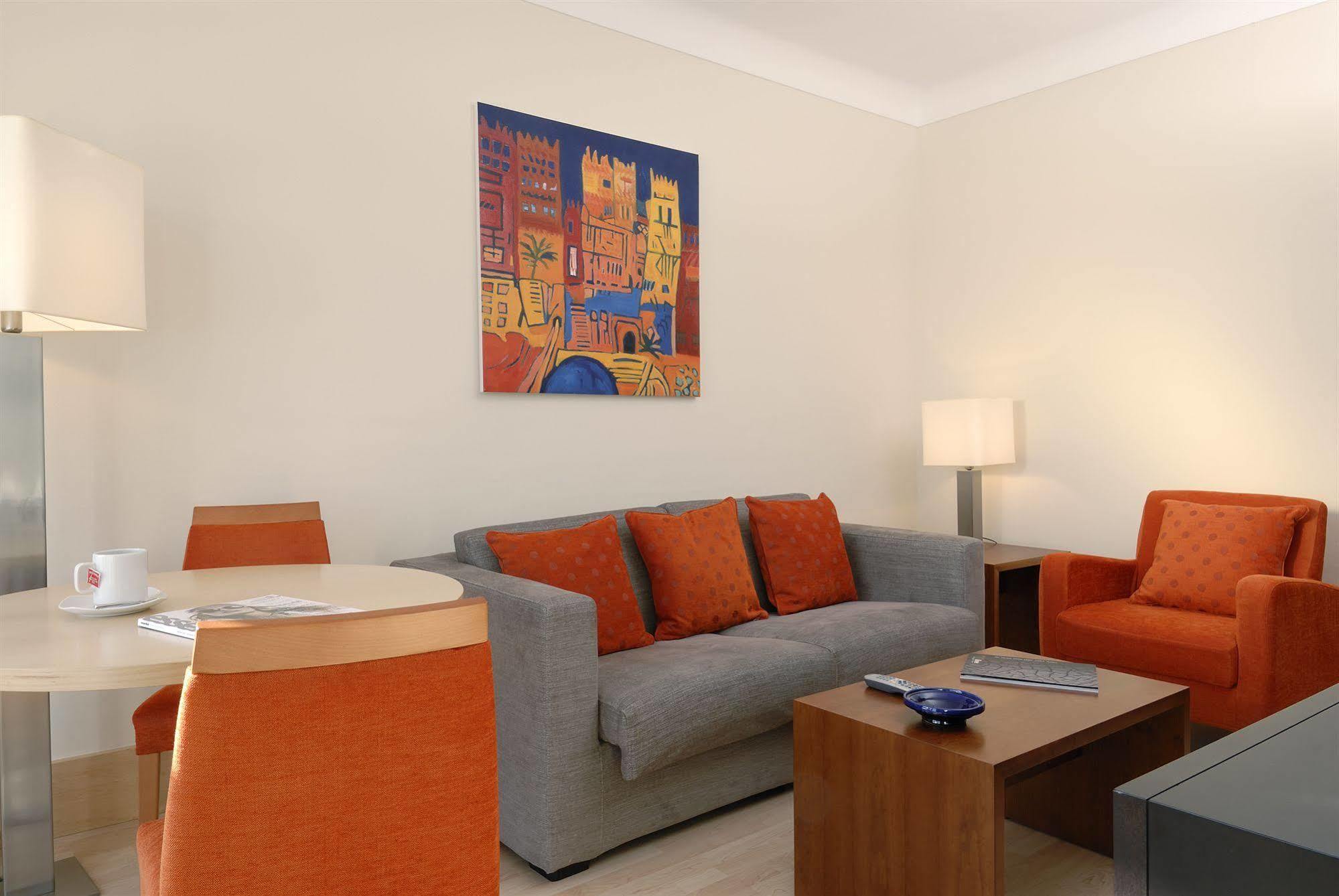 The Caleta Hotel Self-Catering Apartments Gibraltar Exterior photo