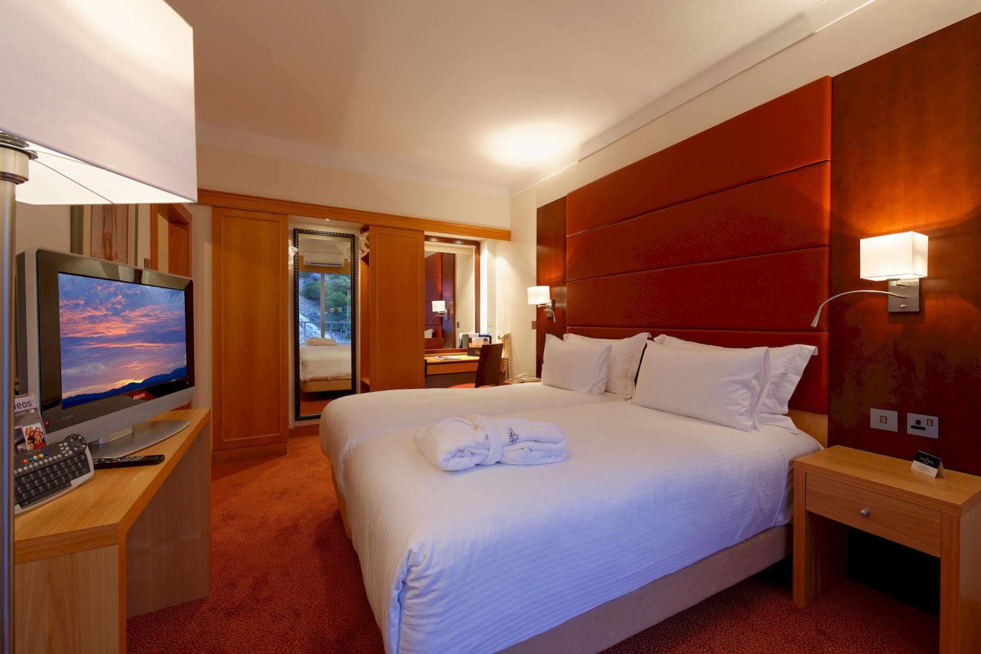 The Caleta Hotel Self-Catering Apartments Gibraltar Exterior photo